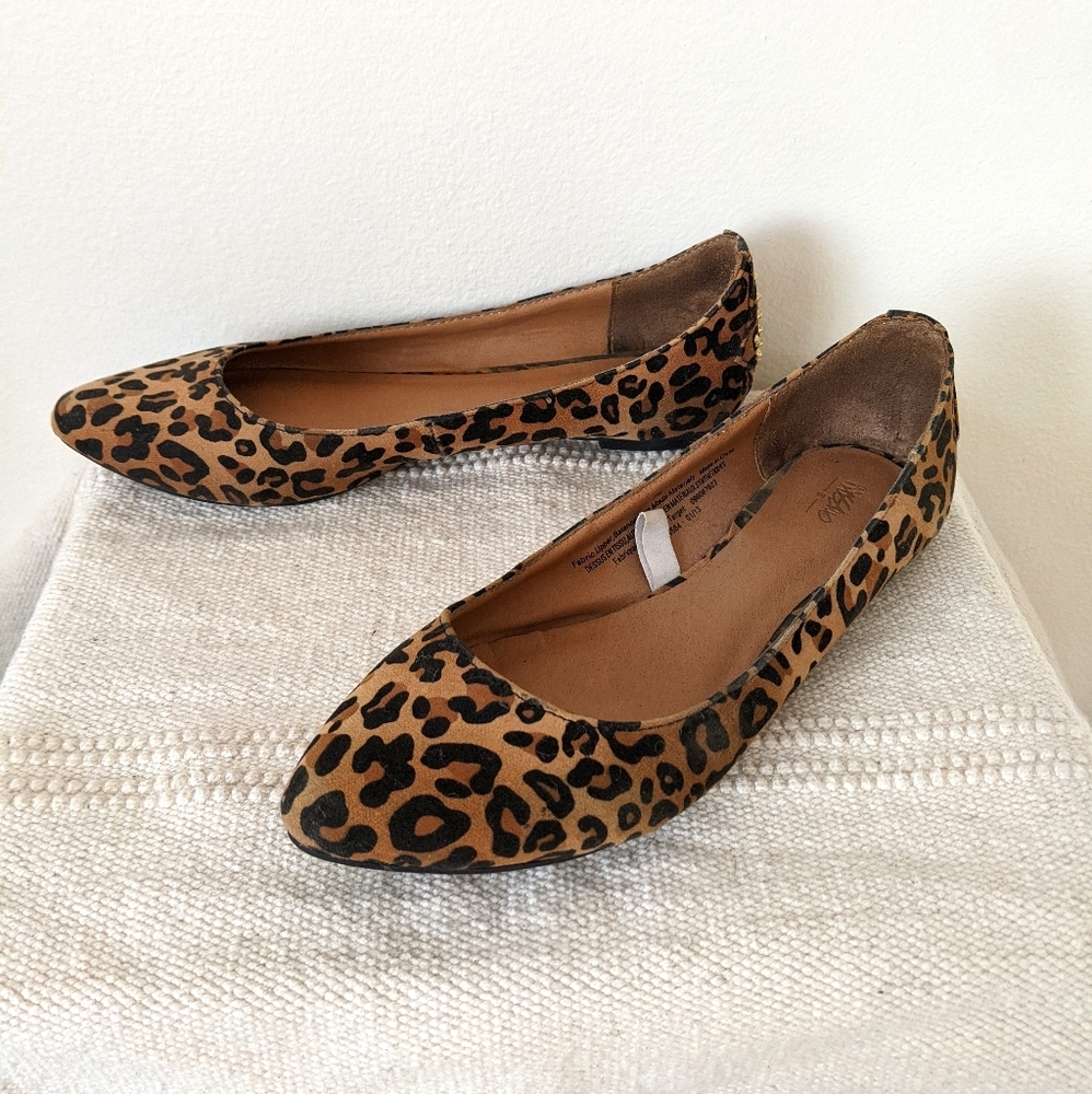 Mossimo Leopard Print Gold Studded Flats-Size 7.5